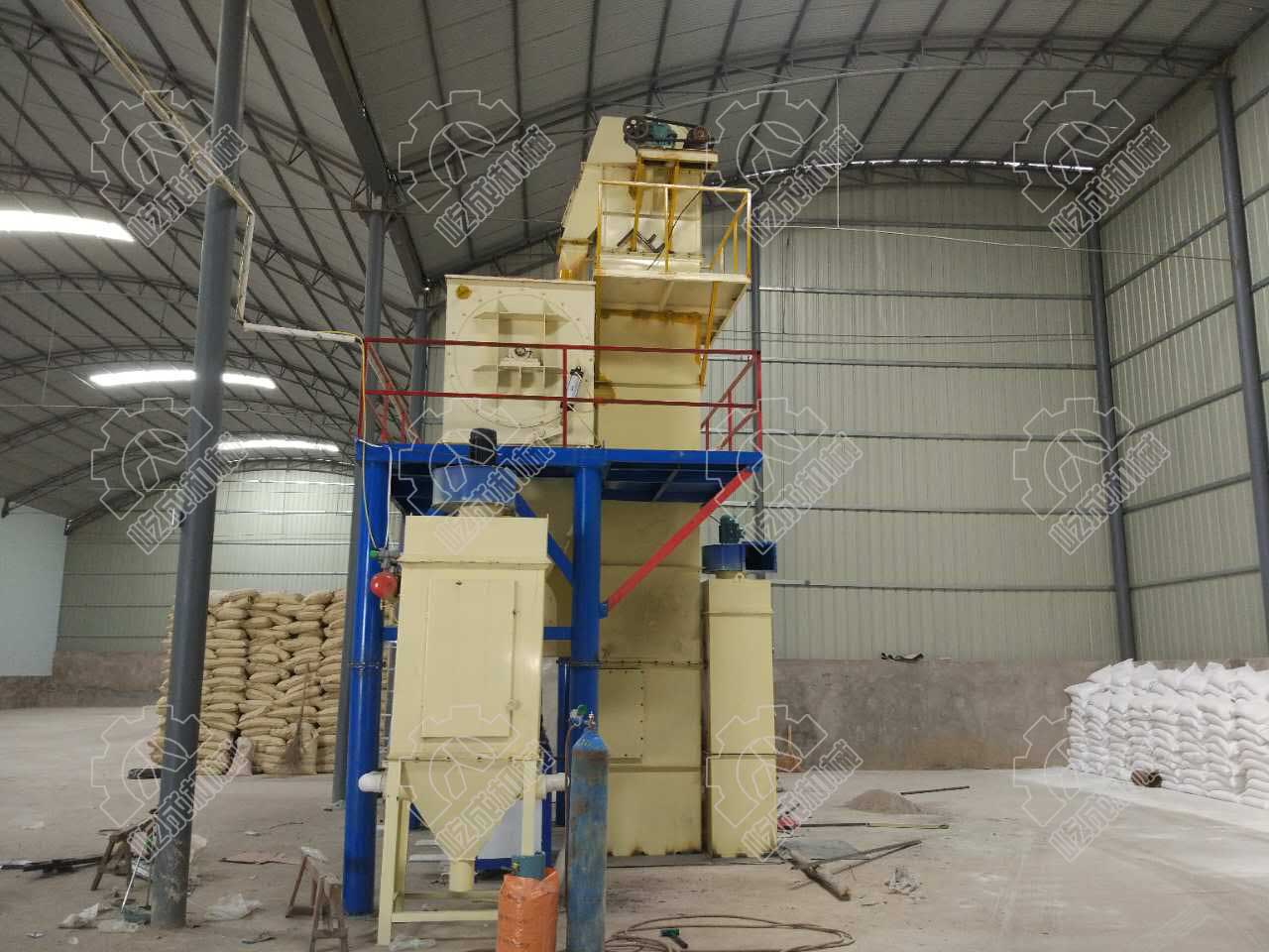 簡(jiǎn)易型標(biāo)線涂料設(shè)備