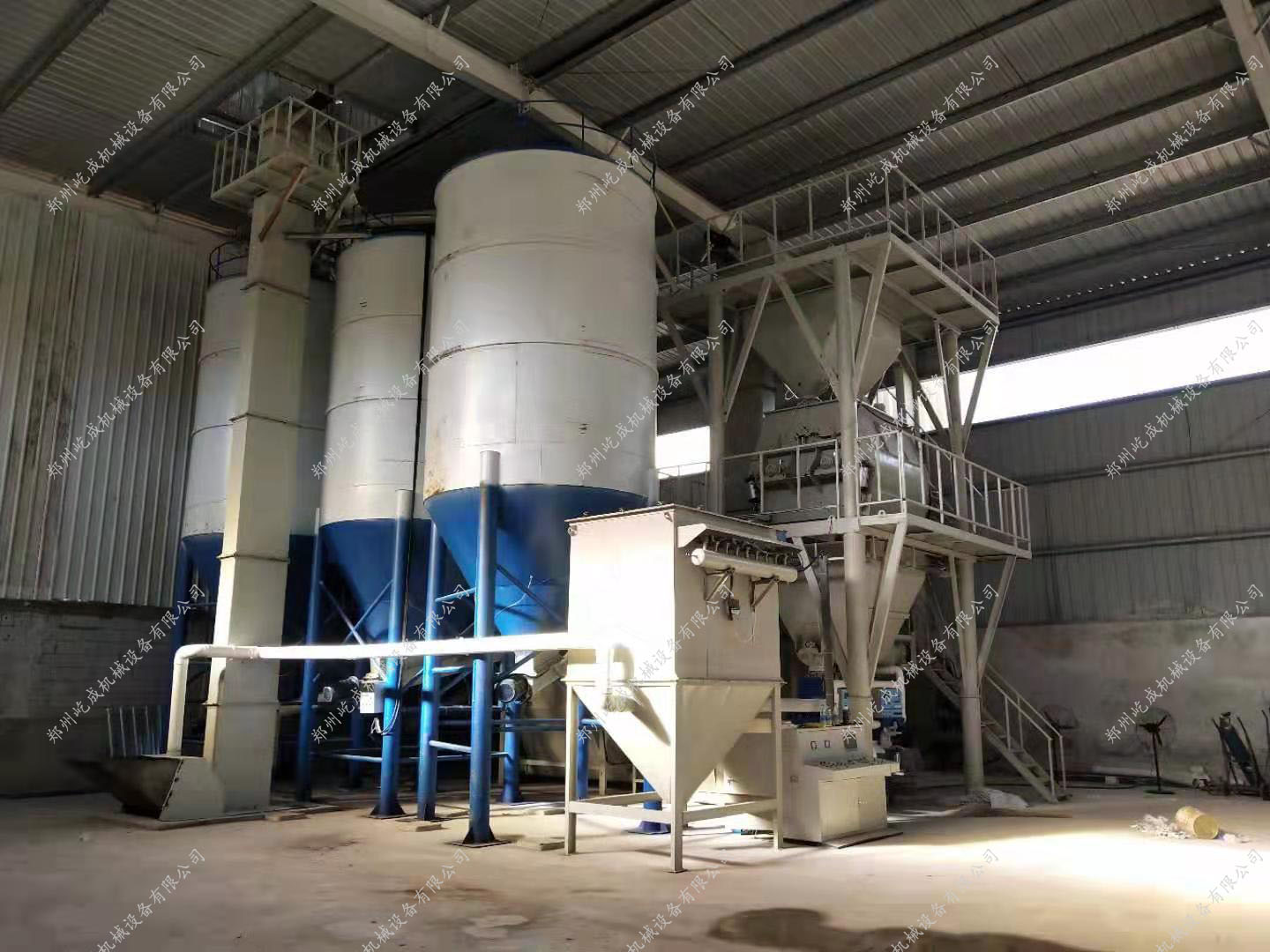 全自動(dòng)膩?zhàn)臃凵a(chǎn)線(xiàn)